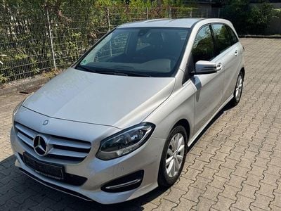 Mercedes B180