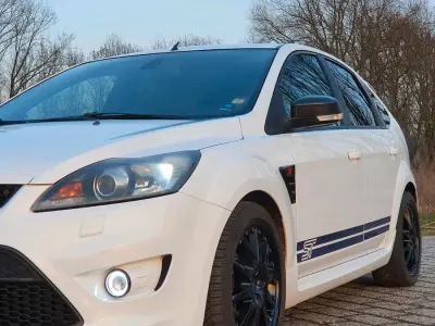 Gebraucht Ford Focus ST 226 PS (166 kW) 2008 Weiß Kleinwagen