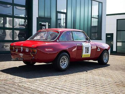 Rot Gebraucht 1970 Alfa Romeo 1750 Limousine | 88.840 €