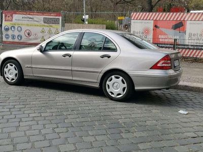 Gebraucht Mercedes C180 Classic 143 PS (105 kW) 2004 Silber Limousine