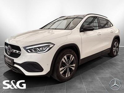 Mercedes GLA220