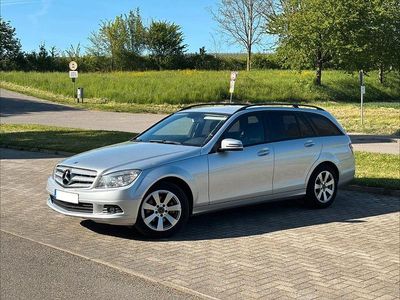 Usata Mercedes C200 136 CV (100 kW) 2009 Argento Berlina