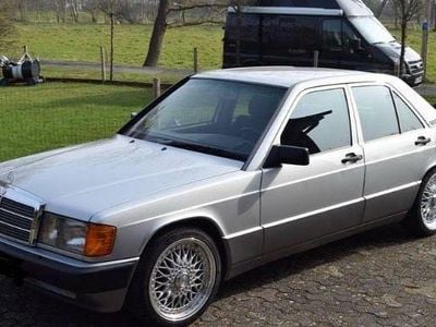 Gebraucht Mercedes 190 75 PS (55 kW) 1992 Limousine