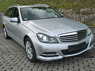 Gebraucht Mercedes C200 184 PS (135 kW) 2011 Silber Kombi