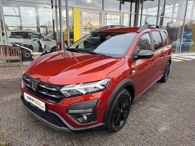 Braun Gebraucht 2022 Dacia Jogger Extreme Van / Kleinbus | 17.490 € (Fairer Preis)
