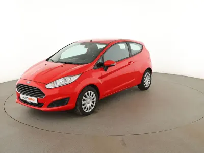Używany Ford Fiesta Trend 80 KM (58 kW) 2015 Czerwony Hatchback