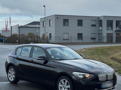 Gebraucht BMW 118 143 PS (105 kW) 2011 Schwarz Kleinwagen