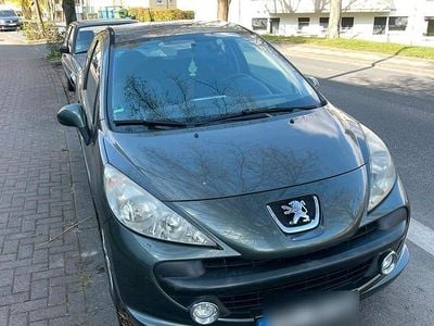 Gebraucht Peugeot 207 95 PS (69 kW) 2009 Grau Limousine