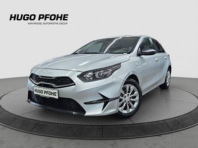 Gebraucht Kia Ceed Edition 7 101 PS (74 kW) 2024 Sparklingsilber Kleinwagen
