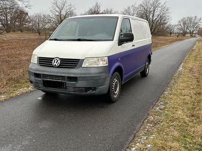 Weiß Gebraucht 2006 VW Transporter Van | 3.950 € (Teuer)