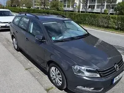 Gebraucht VW Passat Comfortline 140 PS (102 kW) 2013 Grau Kombi