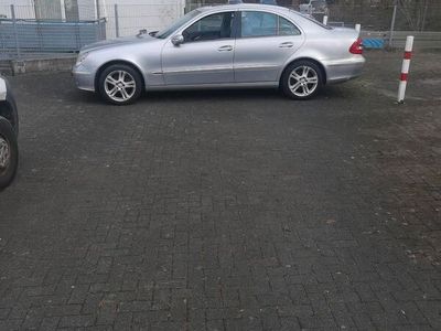 gebraucht Mercedes E240 limousine