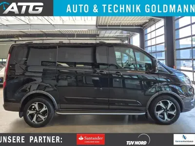 Gebraucht Ford Tourneo Active 170 PS (125 kW) 2023 Schwarz Van / Kleinbus
