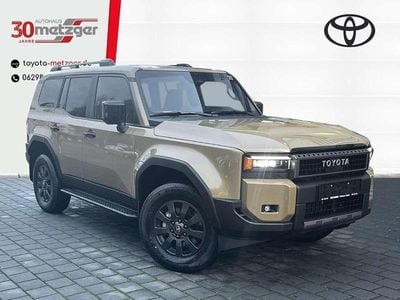Neu Toyota Land Cruiser Executive 205 PS (150 kW) 2026 Sand SUV