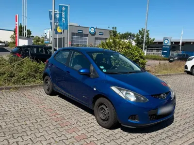 Gebraucht Mazda 2 Independence 68 PS (50 kW) 2008 Blau Kleinwagen