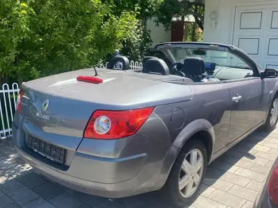 Używany Renault Mégane Cabriolet 113 KM (83 kW) 2004 Szary Kabriolet