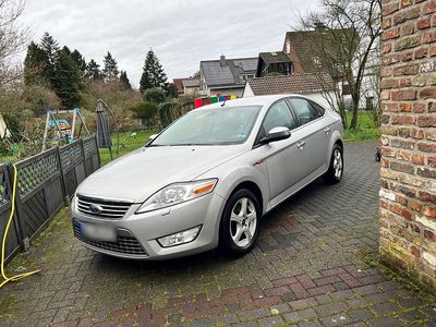 Gebraucht Ford Mondeo Ghia 145 PS (106 kW) 2008 Silber Limousine