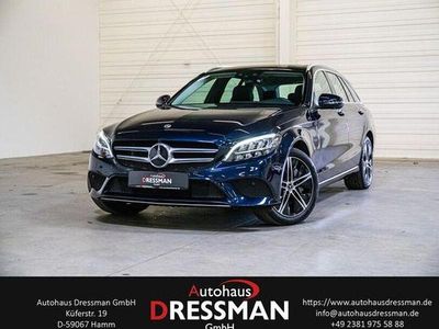 Usado Mercedes C300e Avantgarde 313 HP (230 kW) 2020 Azul Carrinha