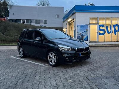 BMW 216