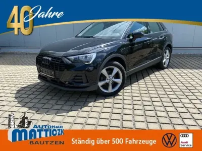 Gebraucht Audi Q3 Premium 150 PS (110 kW) 2019 Mythosschwarz metallic (metallic) SUV