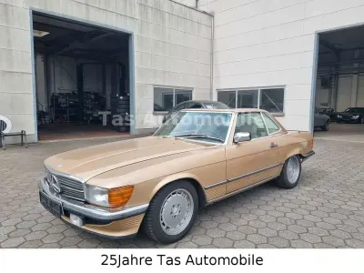Gebraucht Mercedes 300 188 PS (138 kW) 1986 Gold Cabrio
