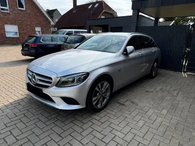 Gebraucht Mercedes C300e 306 PS (225 kW) 2021 Silber Kombi