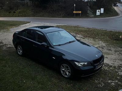 Gebraucht BMW 320 150 PS (110 kW) 2005 Schwarz Limousine