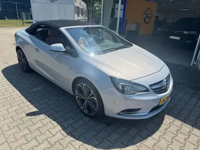 Gebraucht Opel Cascada Innovation 170 PS (125 kW) 2013 Silber Cabrio