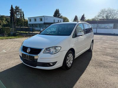 Second-hand VW Touran 140 CP (102 kW) 2009 Alb Monovolum