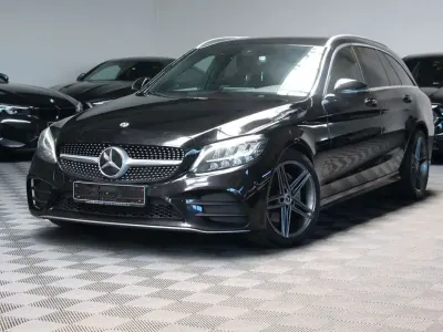 Gebraucht Mercedes C220 AMG line 194 PS (142 kW) 2018 Schwarz Limousine