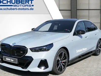 Nuova BMW i5 Comfort Edition 442 kW (601 CV) 2025 Grigio Berlina