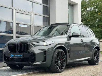 Gebraucht BMW X5 M Sport 489 PS (359 kW) 2023 Grau SUV