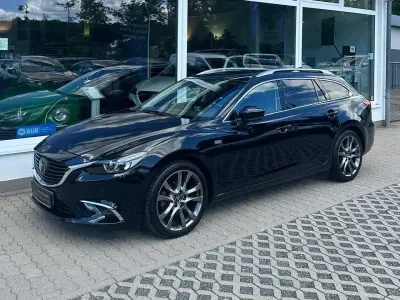 Gebraucht Mazda 6 Nakama Intense 175 PS (128 kW) 2016 Onyxschwarz metallic Kombi