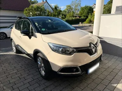 Gebraucht Renault Captur Dynamique 120 PS (88 kW) 2014 Weiß SUV