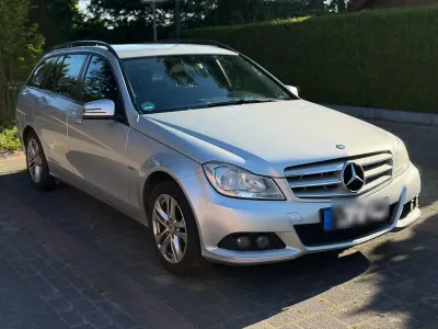 Gebraucht Mercedes C200 136 PS (100 kW) 2011 Silber Kombi