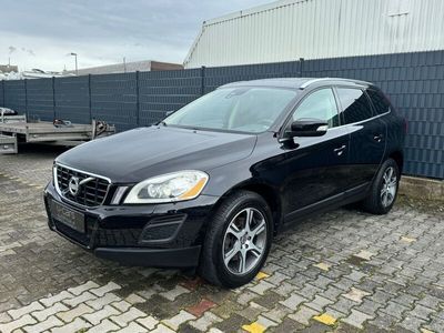 gebraucht Volvo XC60 Summum AWD (SHZ/Memory/Kamera/Pano/8_Fach/