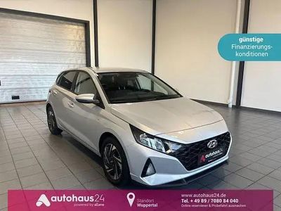 Usata Hyundai i20 101 CV (74 kW) 2022 Argento Utilitaria