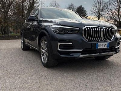 Second-hand BMW X5 231 CP (169 kW) 2022 Albastru SUV