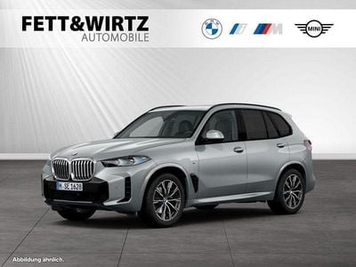 Gebraucht BMW X5 M Sport 298 PS (219 kW) 2024 Skyscraper grau metallic SUV