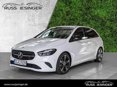 Gebraucht Mercedes B200 Progressive 163 PS (119 kW) 2025 Weiß Van / Kleinbus