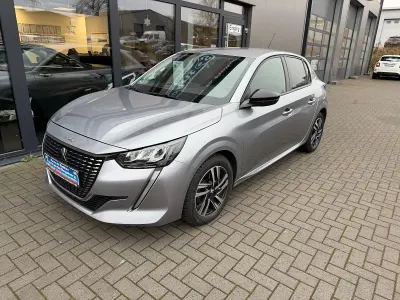 Gebraucht Peugeot 208 Allure 101 PS (74 kW) 2023 Grau Kleinwagen