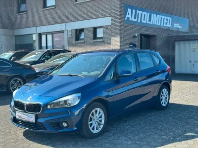 Używany BMW 218 Advantage 136 KM (100 kW) 2016 Niebieski Kombi