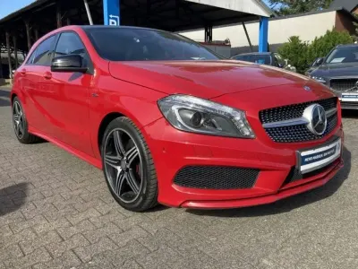 Używany Mercedes A250 Sport Edition 211 KM (155 kW) 2013 Czerwony Sedan/Limuzyna