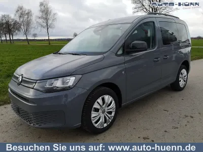 Neu VW Caddy Basis 102 PS (75 kW) 2026 Puregrey Van / Kleinbus