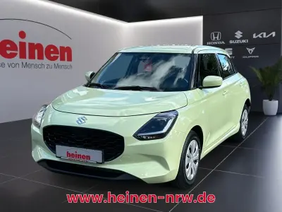 Nouvelle Suzuki Swift Club 82 ch (60 kW) 2026 Jaune Citadine