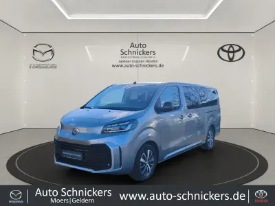 Gebraucht Toyota Proace Verso Team 177 PS (130 kW) 2024 Silber Kombi