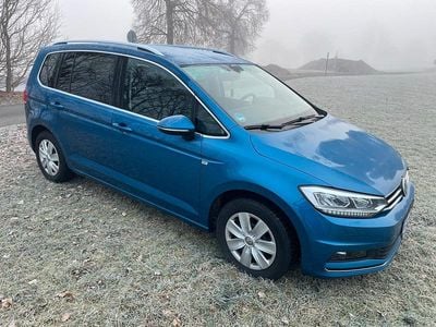 Gebraucht VW Touran 150 PS (110 kW) 2019 Blau Van / Kleinbus