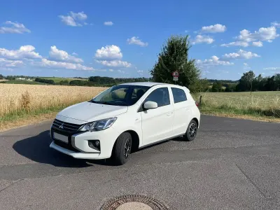 Gebraucht Mitsubishi Space Star Select 71 PS (52 kW) 2021 Weiß Kleinwagen