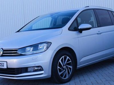 Silber Gebraucht 2017 VW Touran Sound Van / Kleinbus | 11.990 € (Fairer Preis)