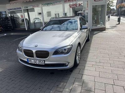 BMW 750